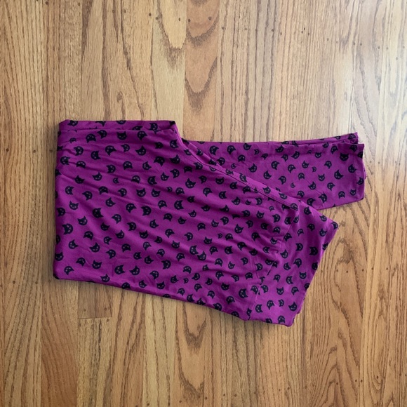 Lularoe Cat print TC Halloween leggings